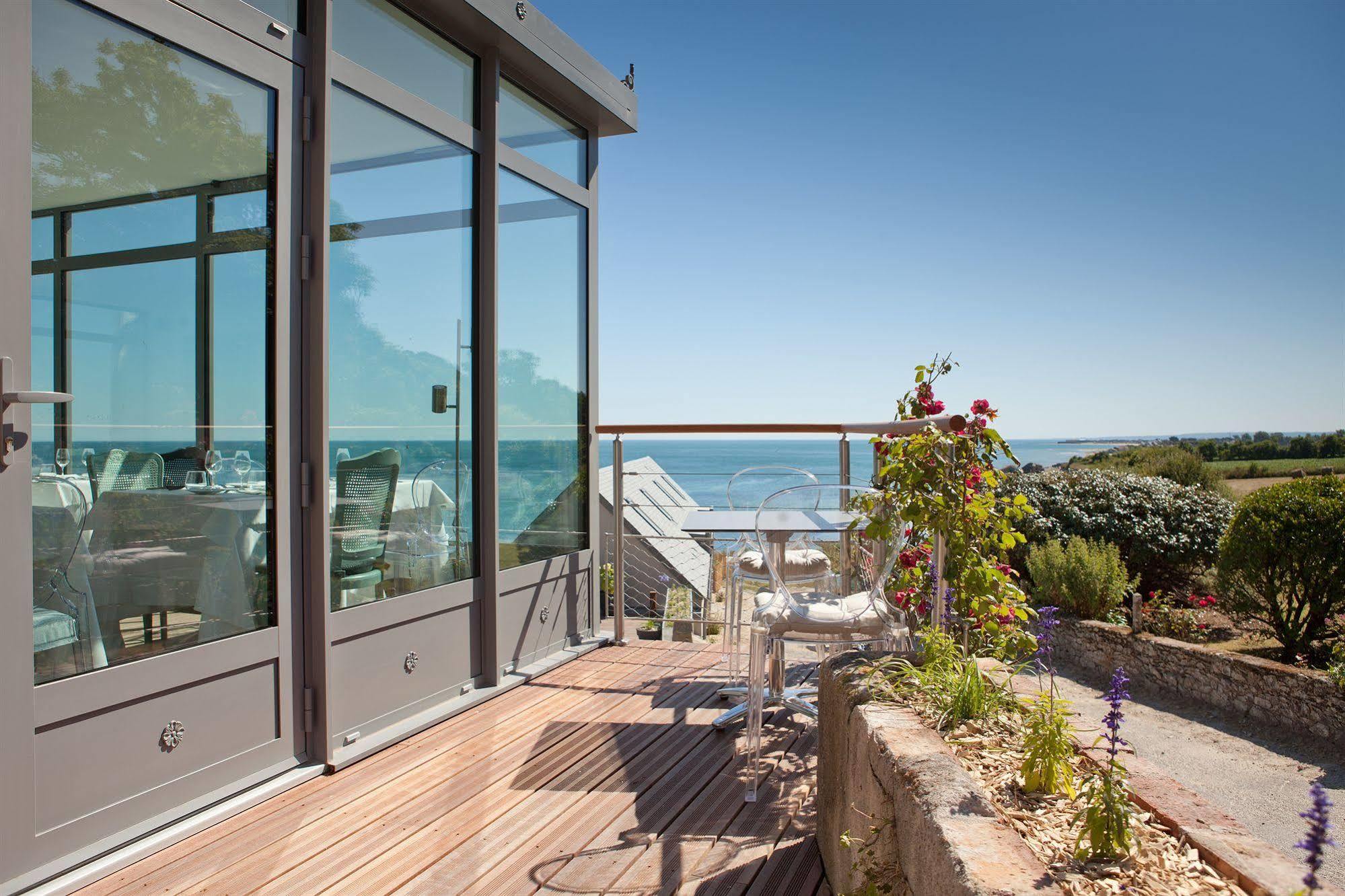 Le Landemer Urville-Nacqueville Exterior photo